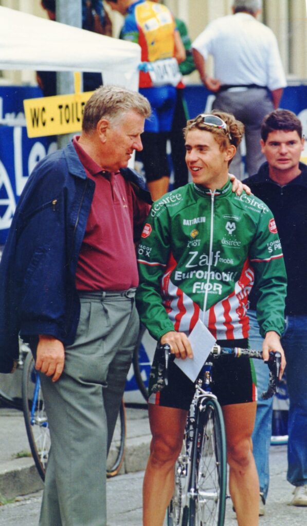 Uno scatto nel 2001 con il giovanissimo Damiano Cunego, vincitore del Giro d’Italia dei professionisti tre anni più tardi, nel 2004