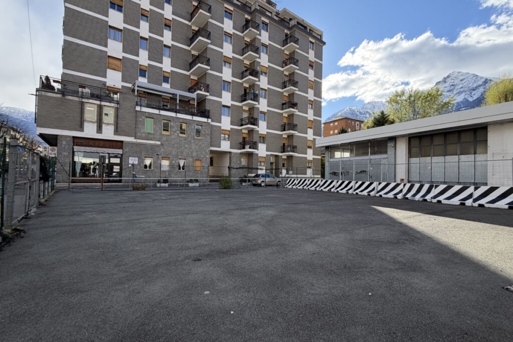 Area ex Eni in via Saint Martin de Corléans