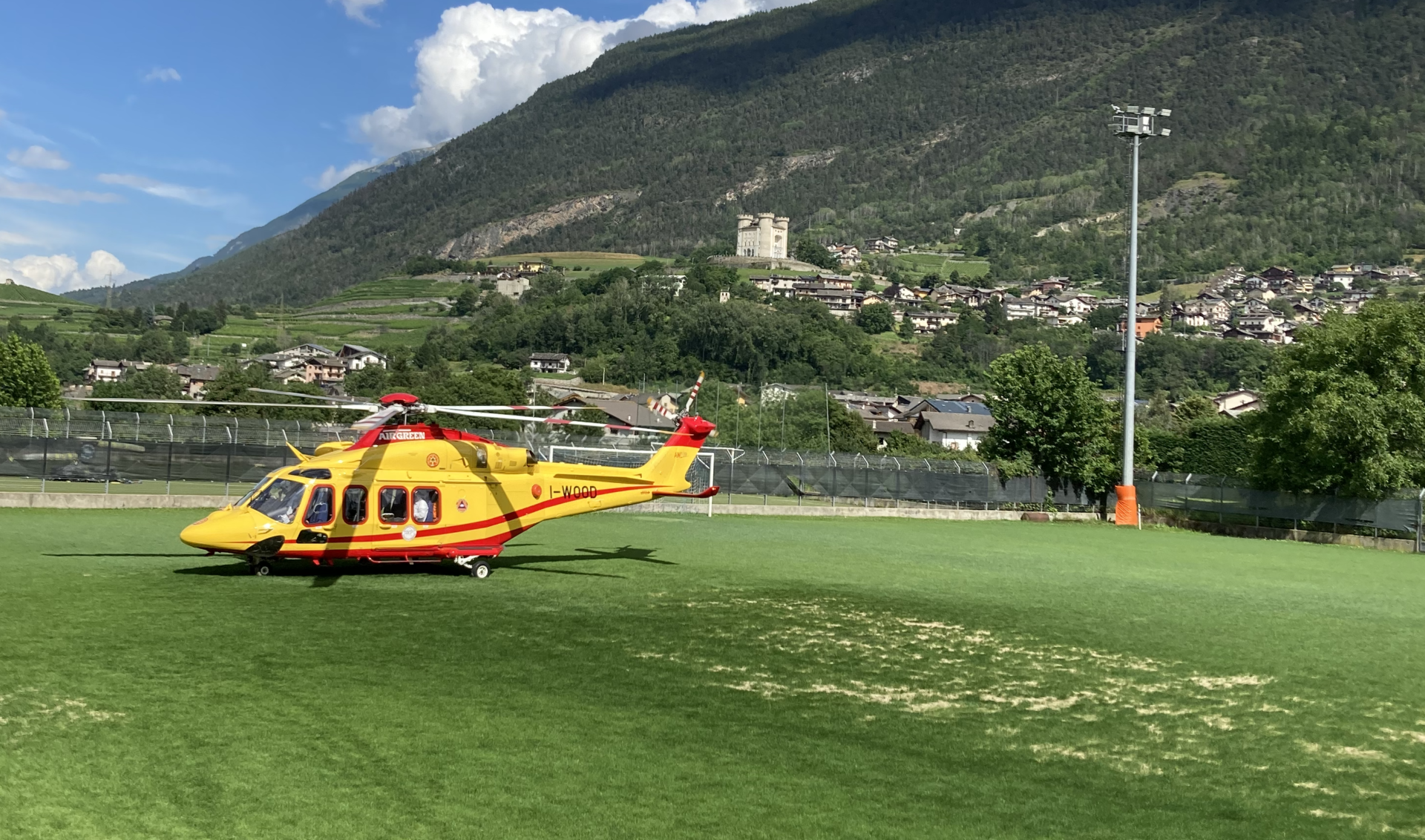 Evacuazione turisti da Cogne