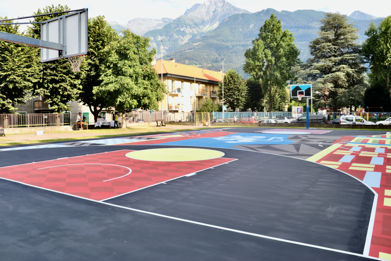 Campo basket Quartiere Cogne