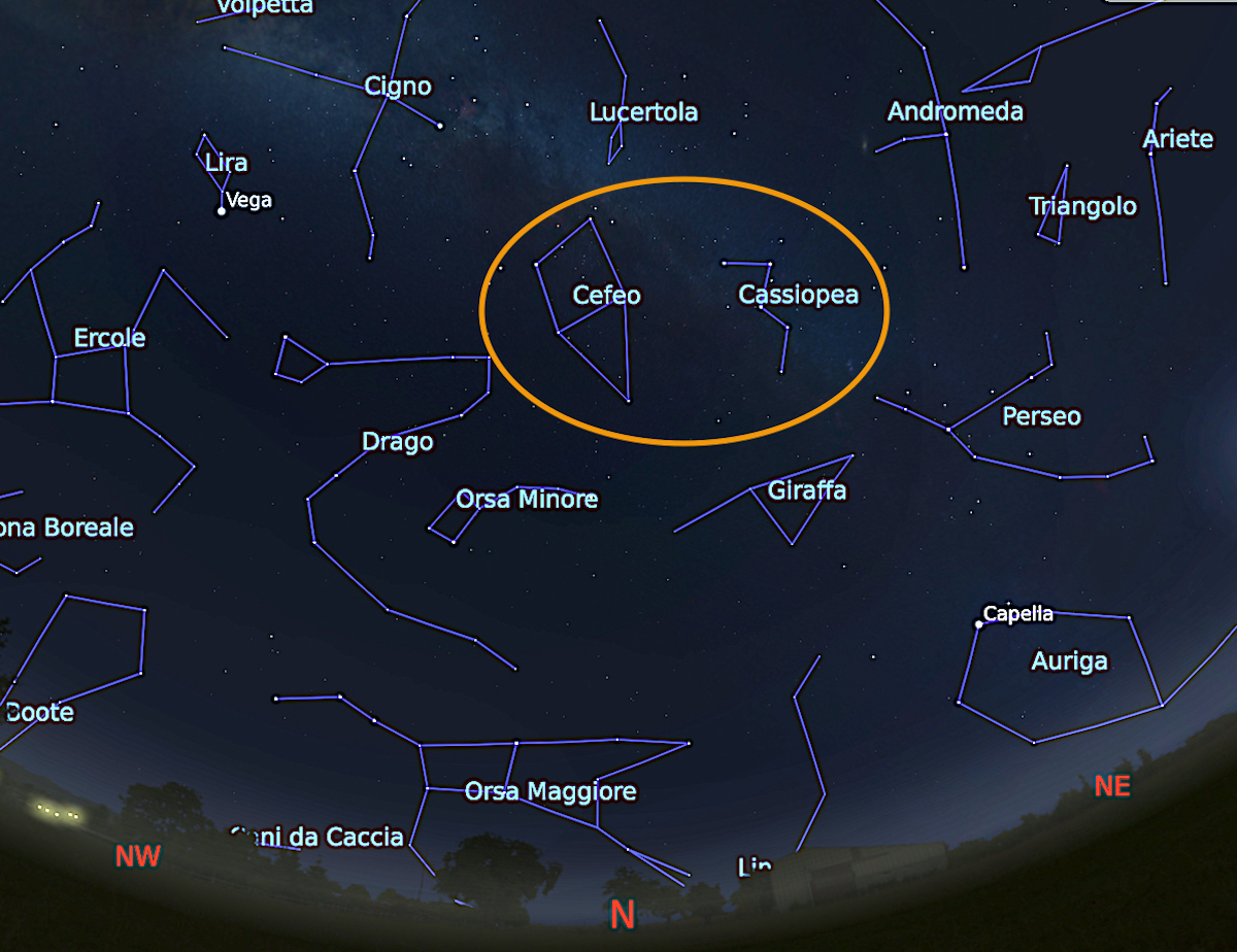 La posizione delle costellazioni circumpolari Cassiopea e Cefeo il 15 settembre attorno alle 23.00 di ora legale estiva. Immagine generata con il software Stellarium  