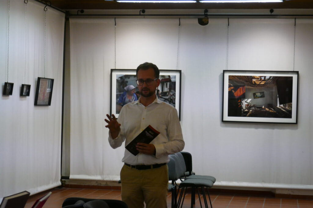 Fabio Badery inaugurazione mostra “Ukraine The Russian invasion”