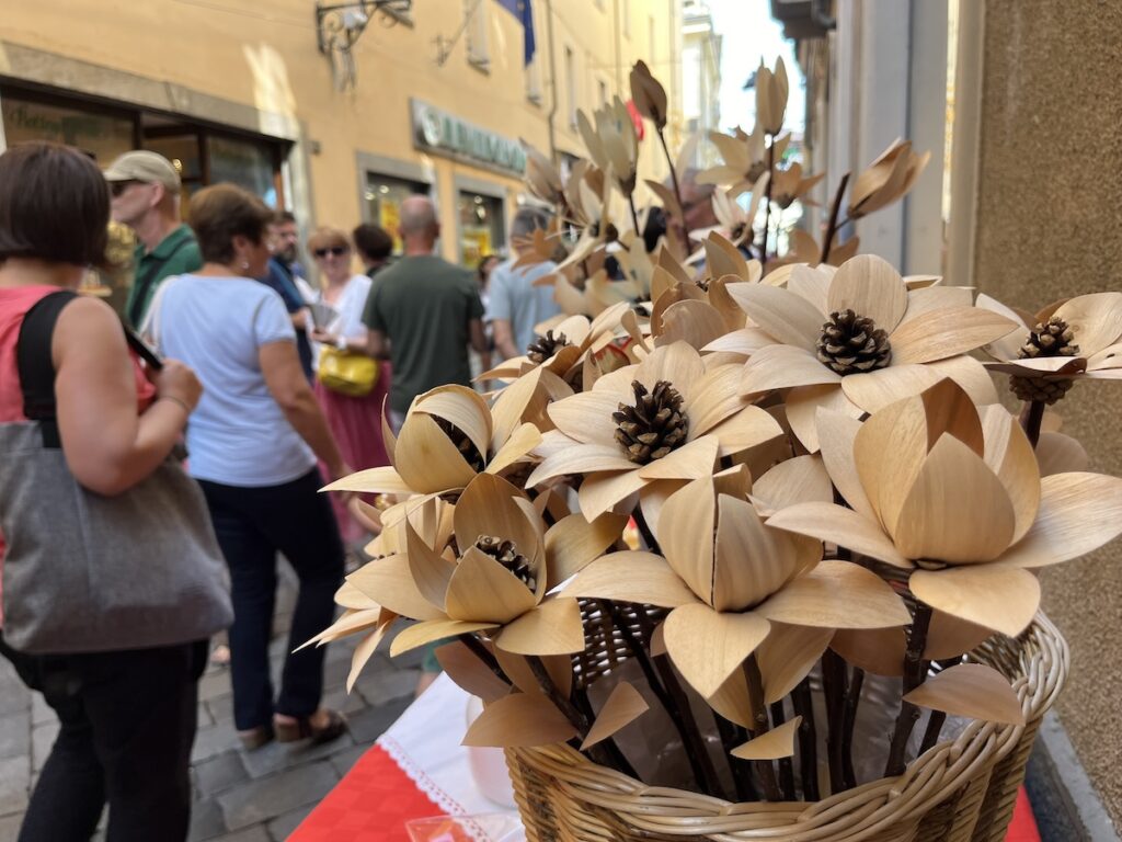 E’ il giorno della Foire d’Eté: 440 artigiani in mostra nel centro di Aosta