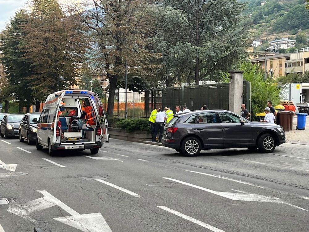 Pedone investito in via Saint-Martin-de-Corléans ad Aosta