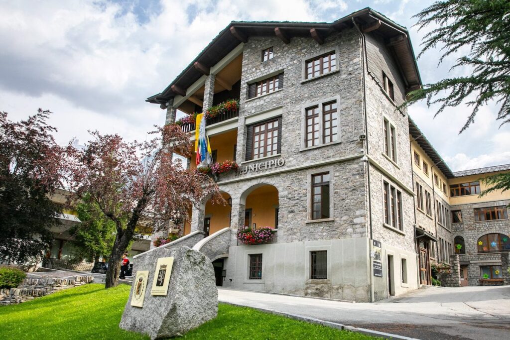 Il Municipio di Courmayeur