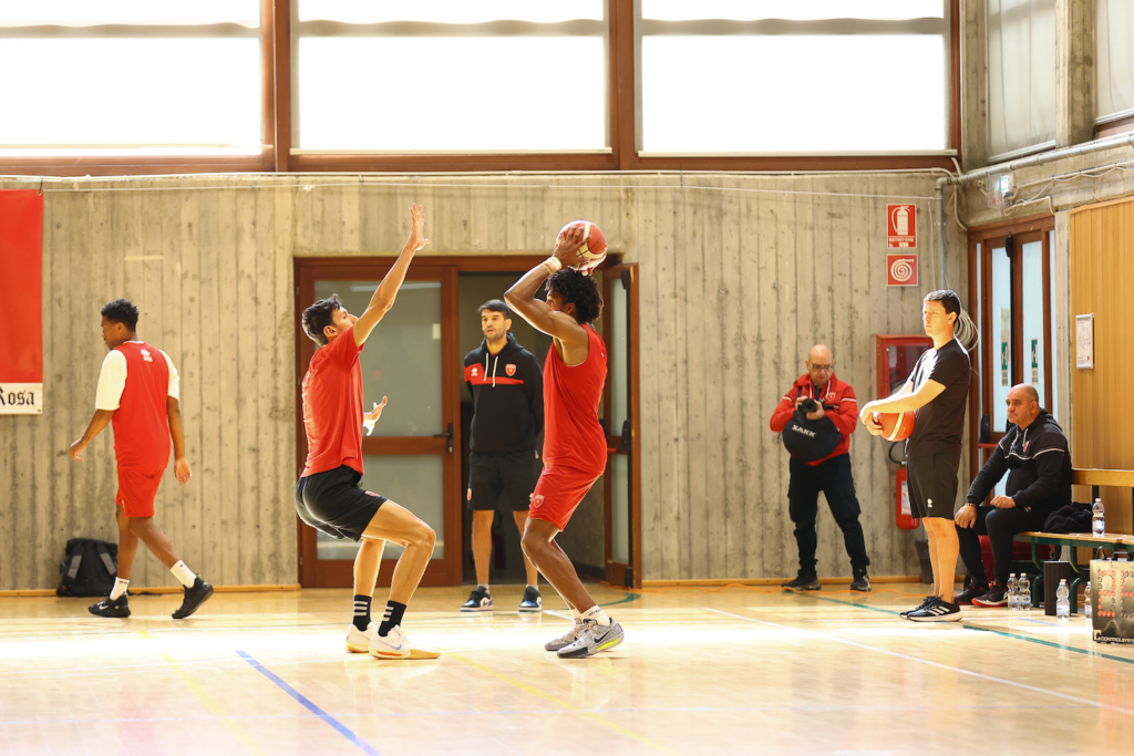 Pallacanestro Varese Gressoney