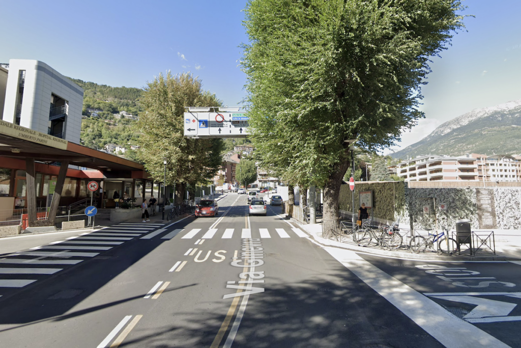 L'incrocio tra viale Ginevra e via Guédoz, ad Aosta