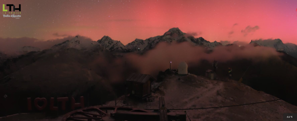 Aurora Boreale 10 ottobre 2024 - webcam La Thuile Chaz Dura