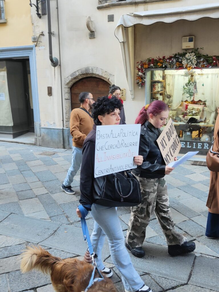 Corteo ad Aosta contro la violenza sulle donne