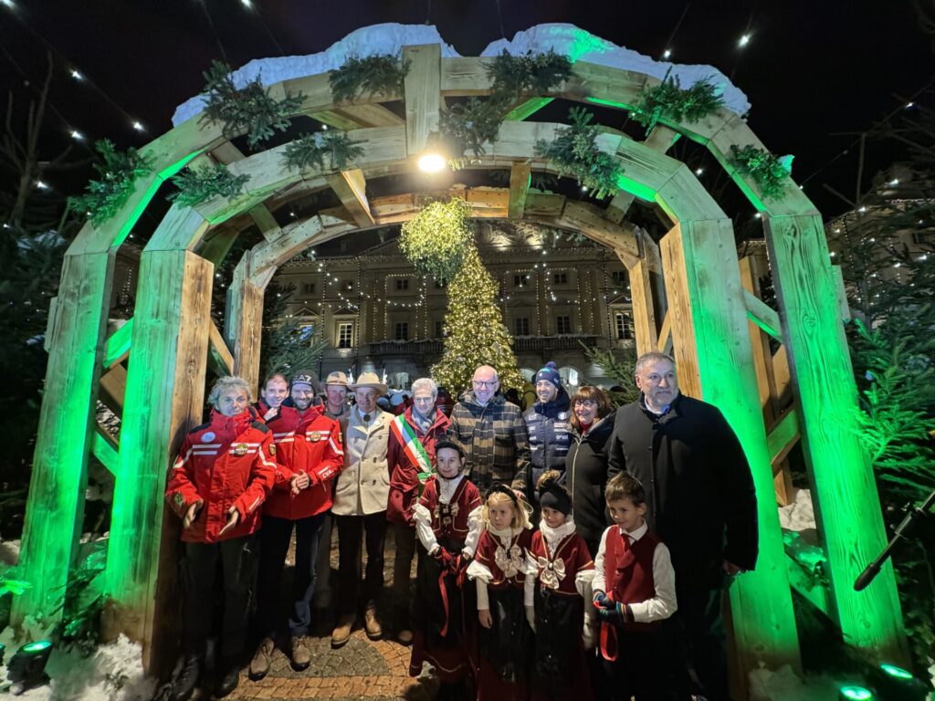 Inaugurazione Marché Vert Noel in Piazza Chanoux