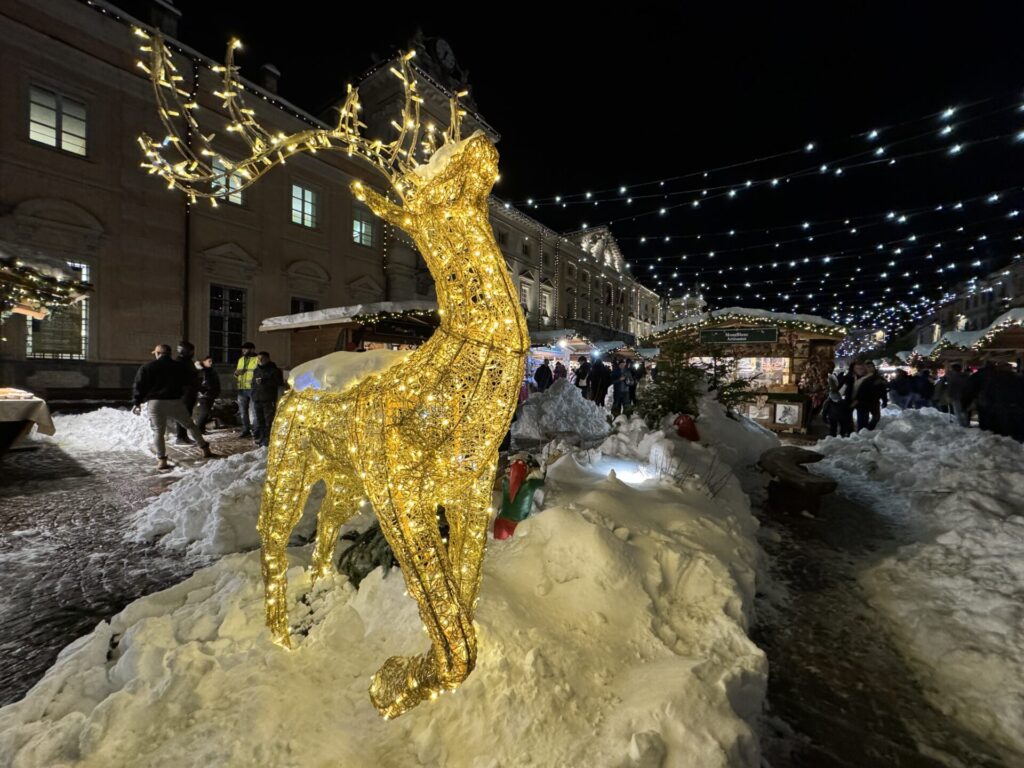 Inaugurazione Marché Vert Noel in Piazza Chanoux