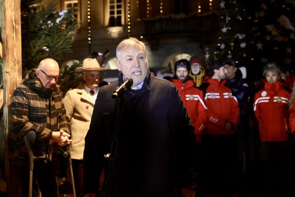 Inaugurazione Marché Vert Noel in Piazza Chanoux