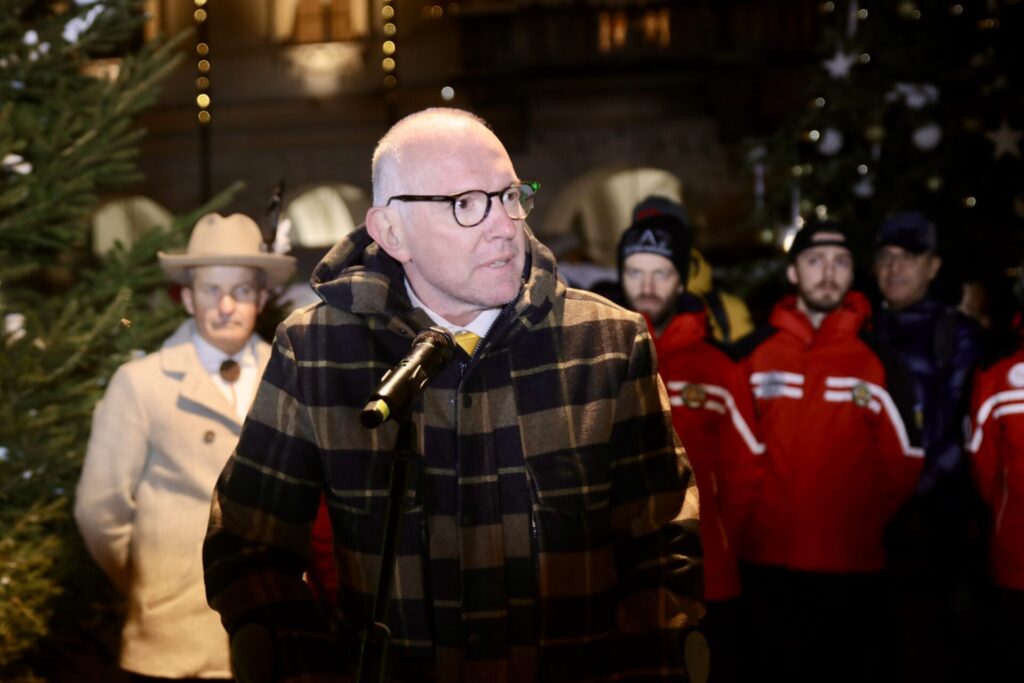 Inaugurazione Marché Vert Noel in Piazza Chanoux