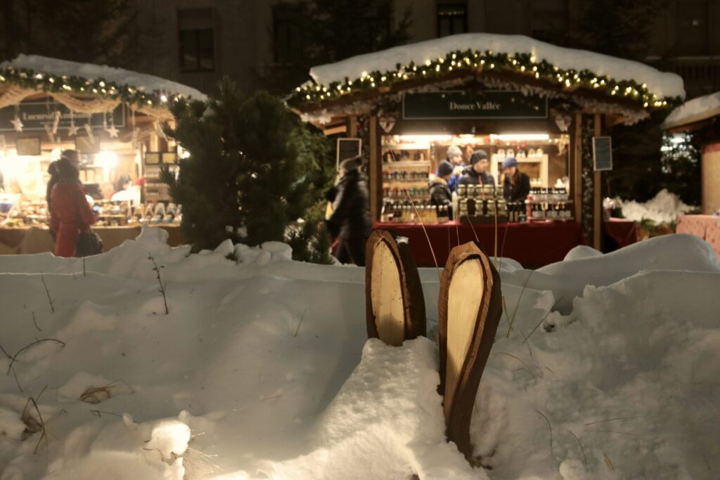 Inaugurazione Marché Vert Noel in Piazza Chanoux