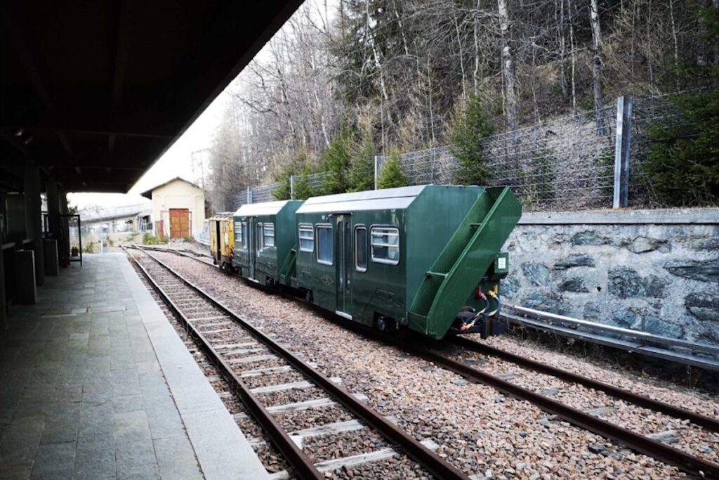 La tranvia Pila/Cogne - Foto Valente spa - trenino di Cogne