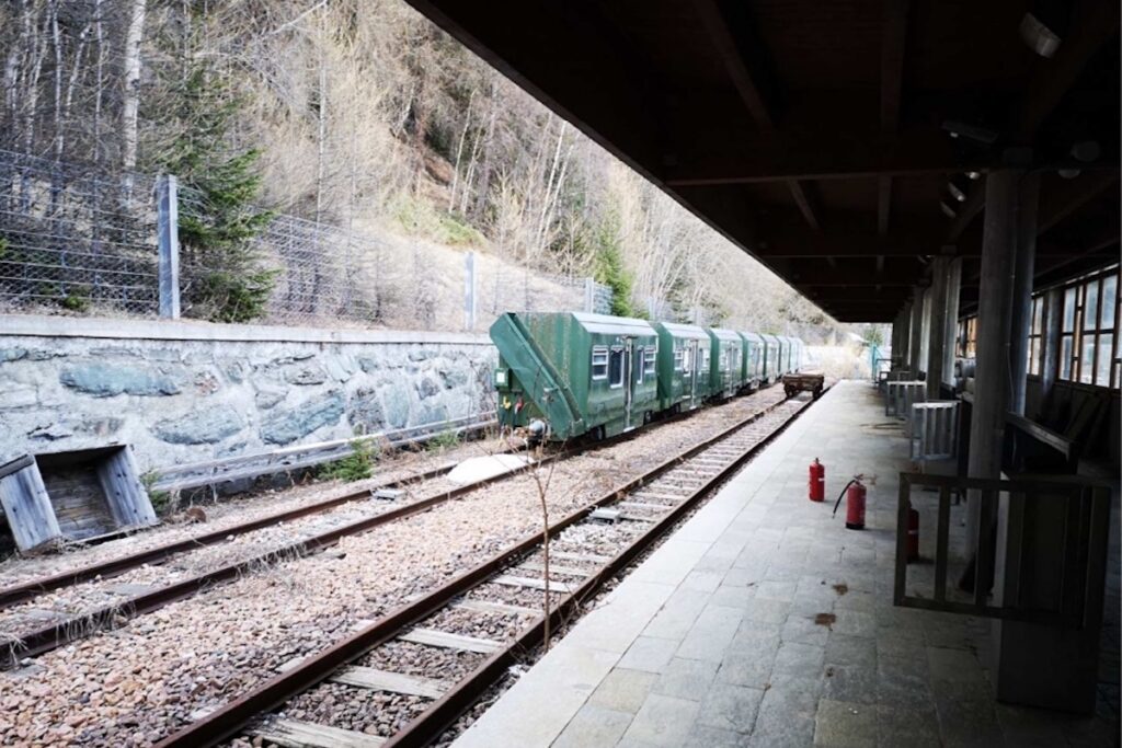 La tranvia Pila/Cogne - Foto Valente spa - trenino di Cogne