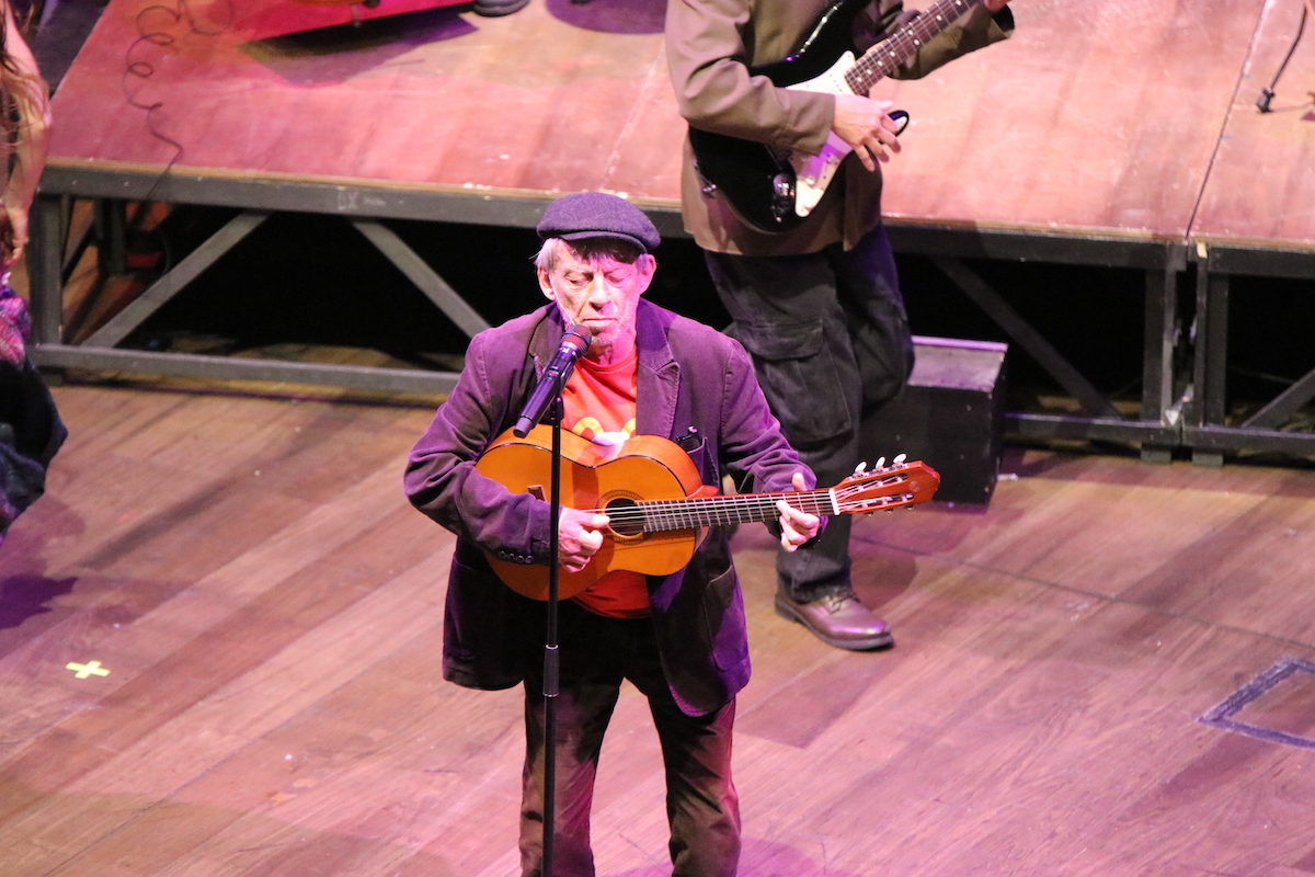 Paolo Rossi al teatro Splendor con "Da questa sera si recita a soggetto", per la Saison Culturelle