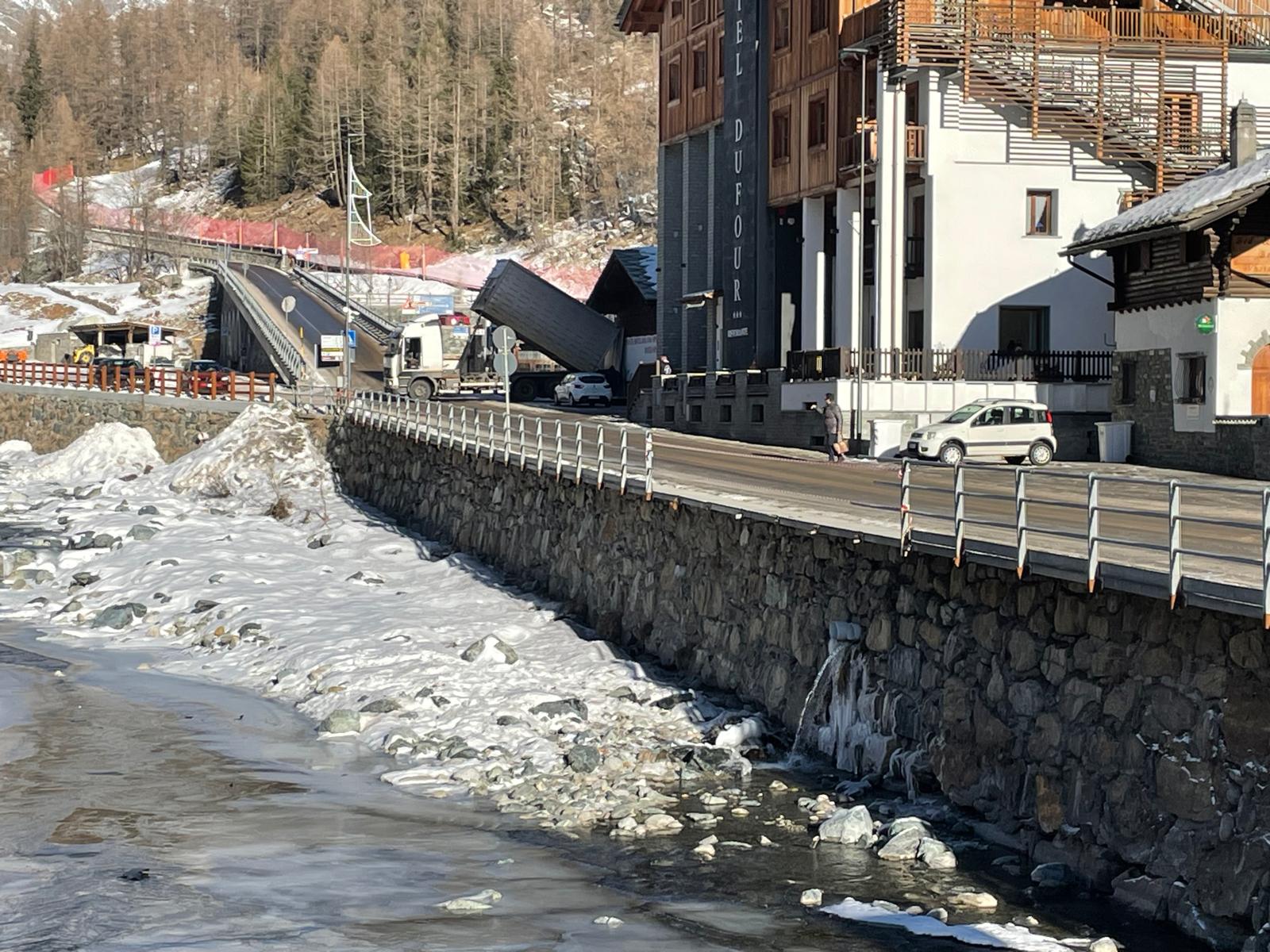 Il luogo dove è precipitato il furgone