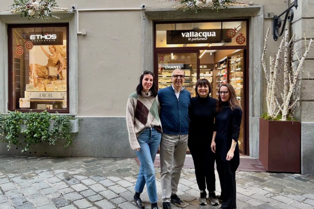 Scopri la magia del Natale da Profumeria Vallacqua