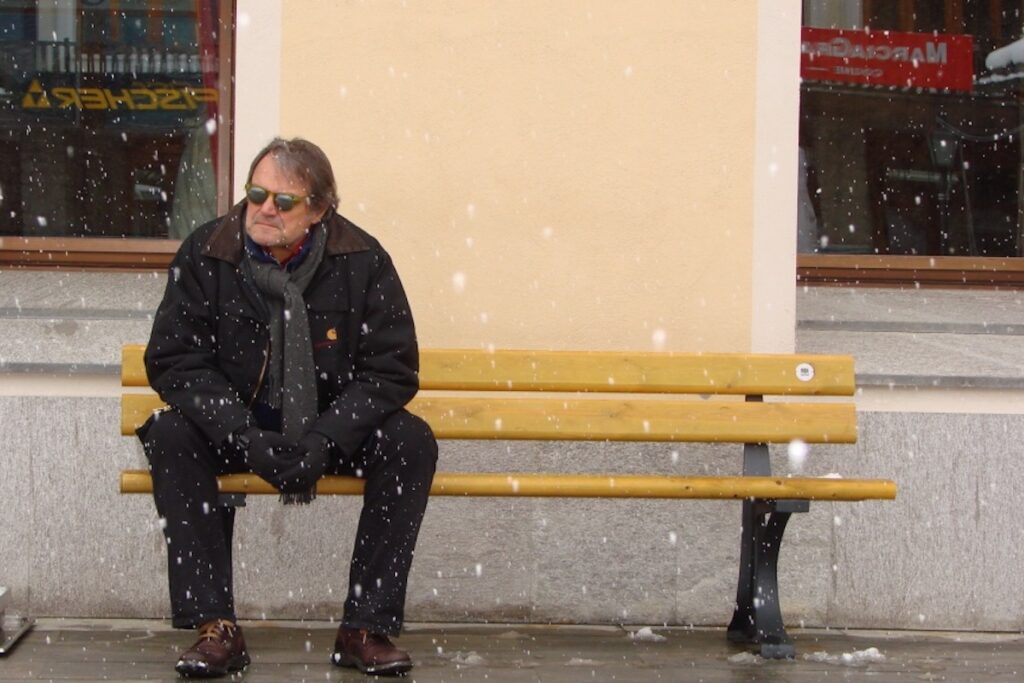 È morto Oliviero Toscani. Sedici anni fa, anche in Valle, arrivava con “Razza umana/Italia”