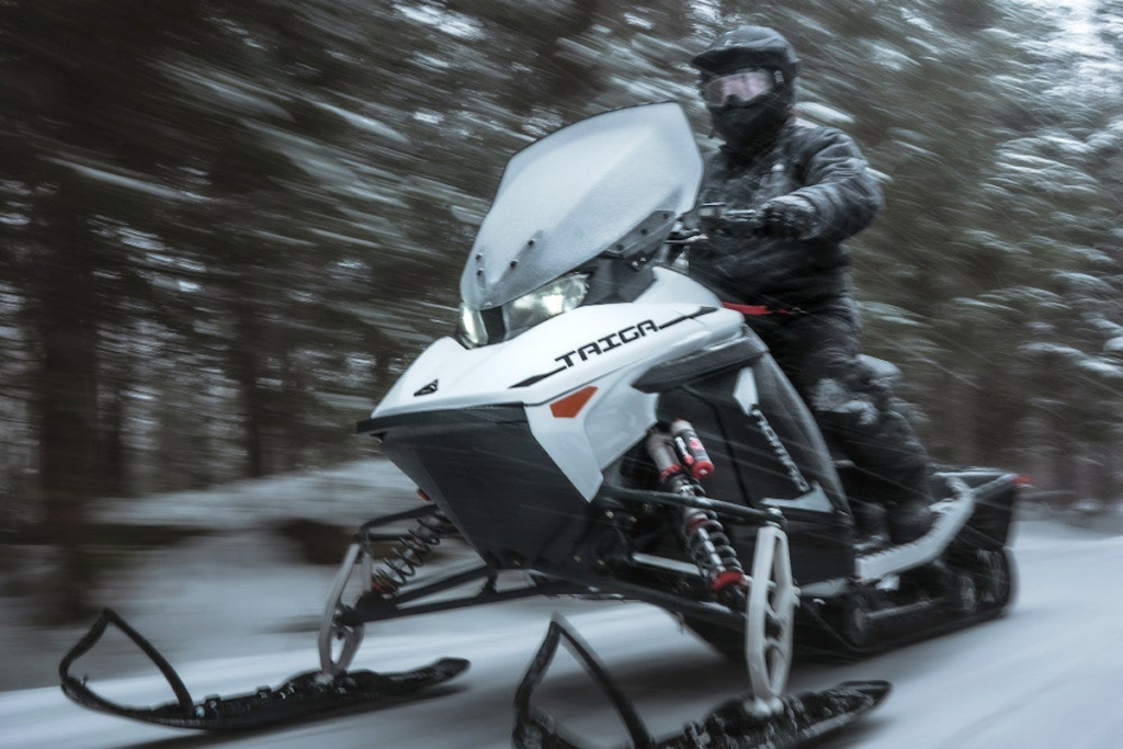 Da VDA Adventures motoslitte elettriche e quad per turismo e agricoltura in Valle d’Aosta