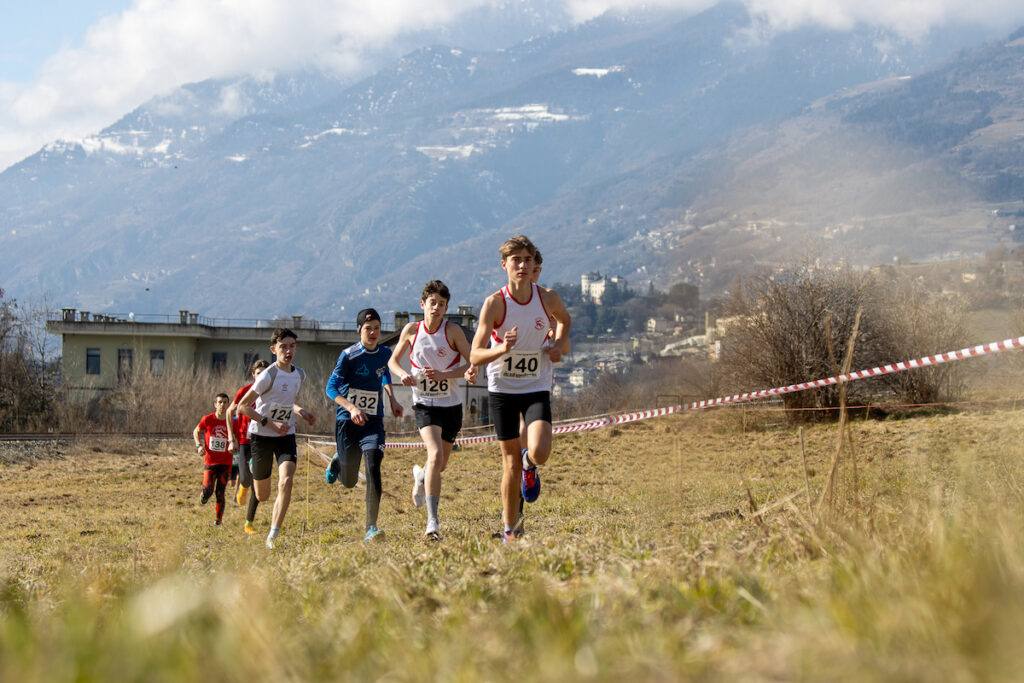 Cross SaintChristophe Gruppo Cadetti (in testa Vierin) foto Veronica Pirana