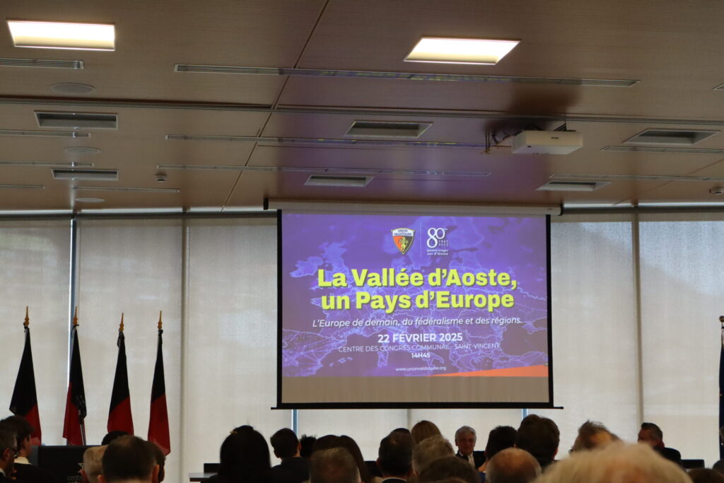 Conferenza "La Vallée d’Aoste, un Pays d’Europe" - Centro Congressi del Comune di Saint-Vincent