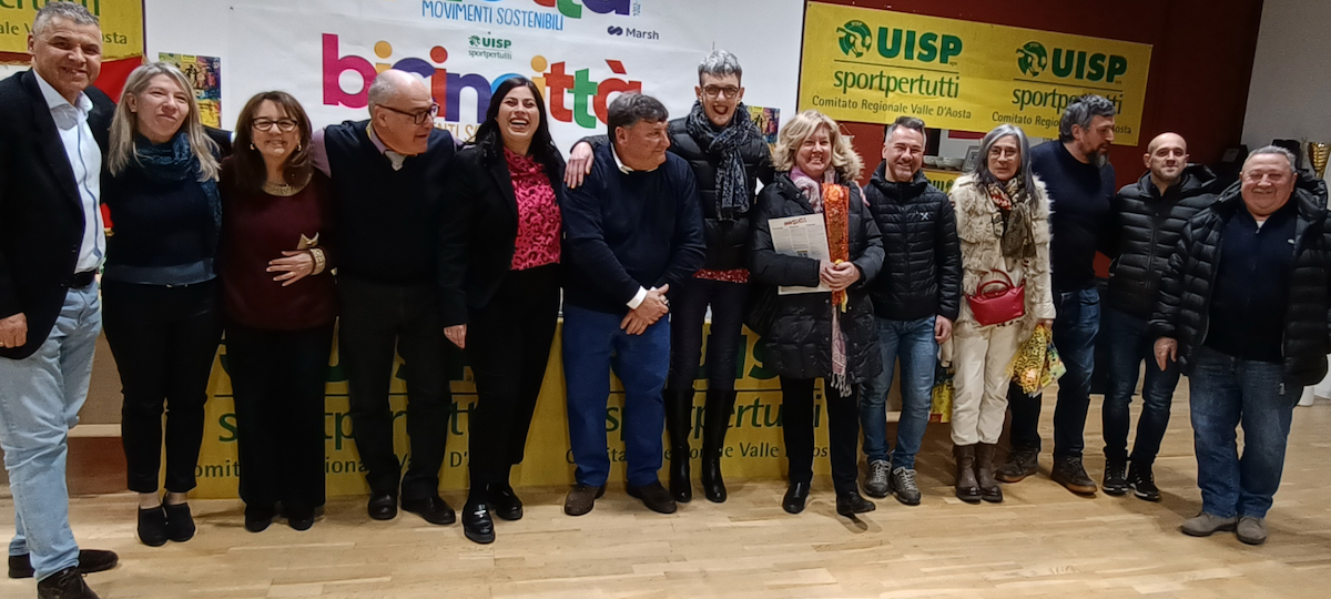 La foto di gruppo al Congresso regionale Uisp