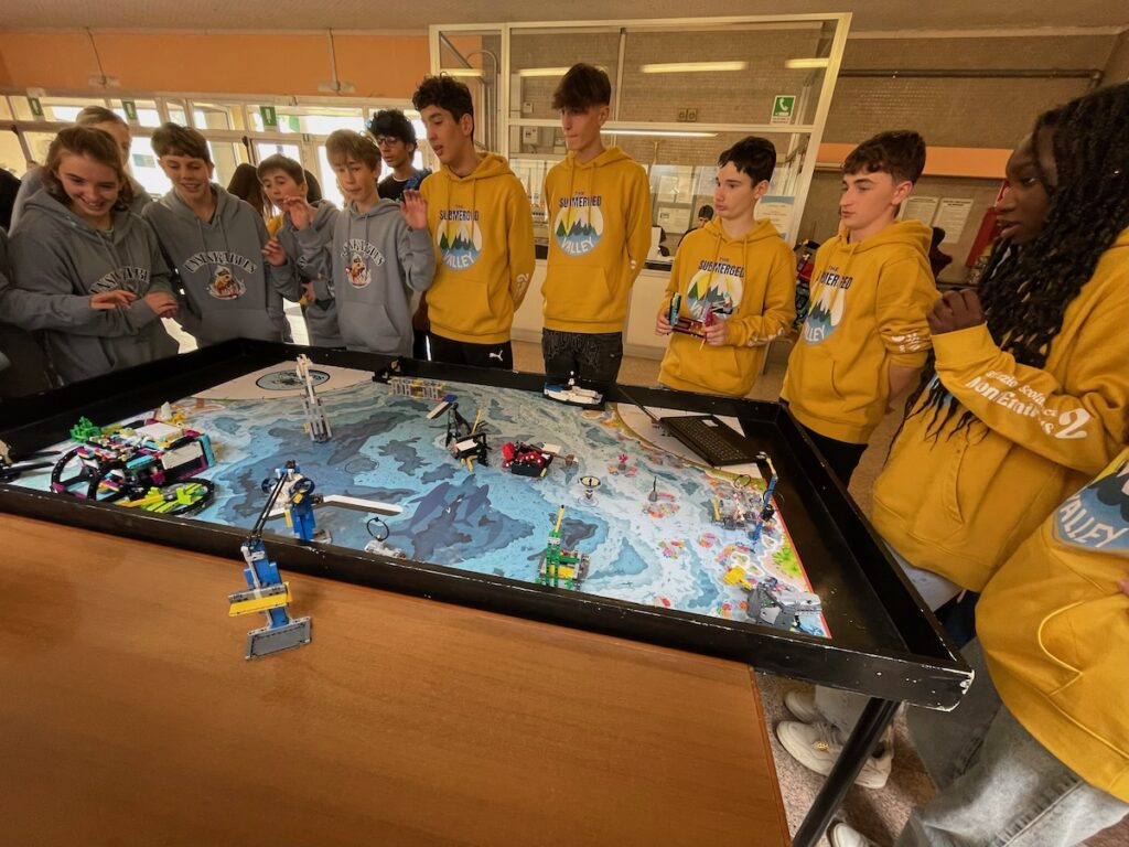 scuola media Quart - First Lego League