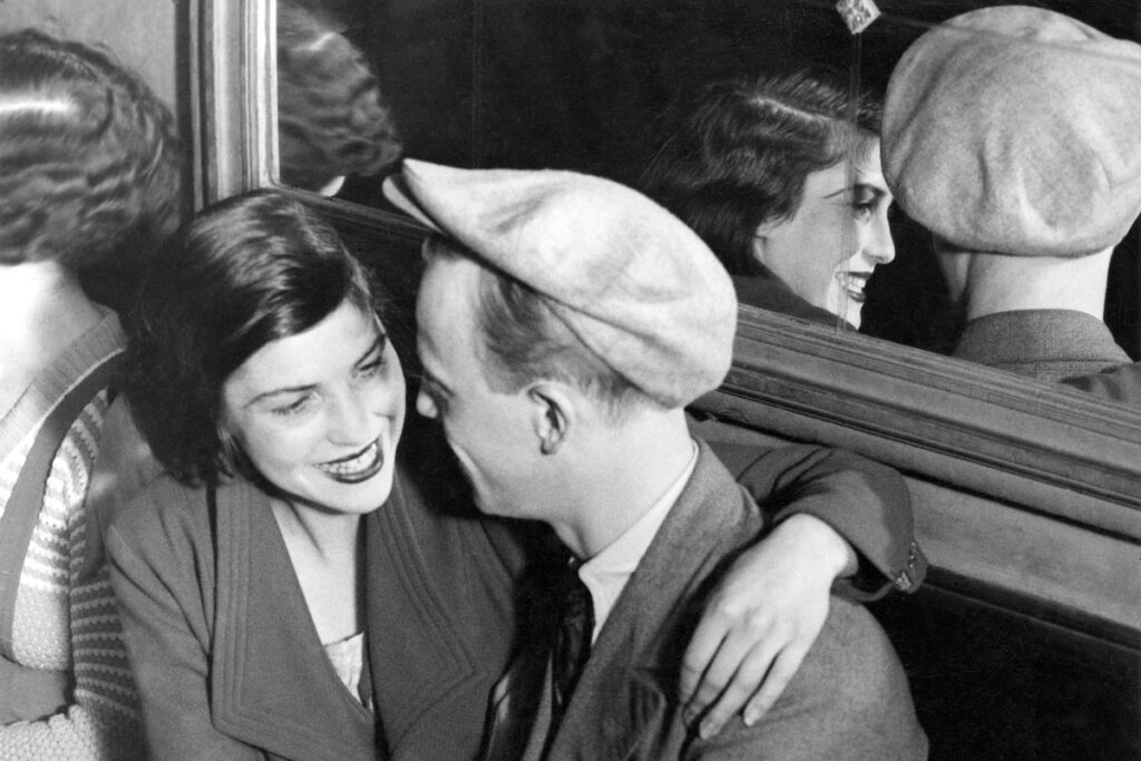Couple au bal des Quatre Saisons rue de Lappe Photo Estate Brassaï Succession Philippe Ribeyrolles