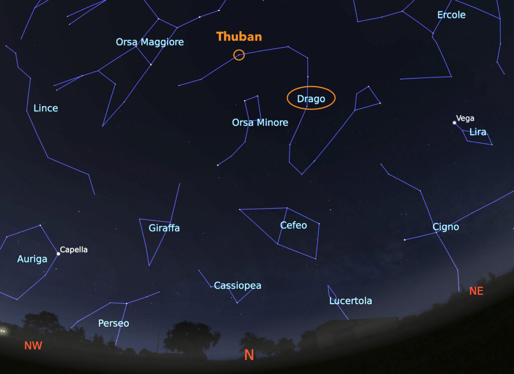 La costellazione del Drago come si può osservare a metà maggio attorno alle 22.30 guardando verso l’orizzonte nord. Immagine generata con il Software Stellarium.