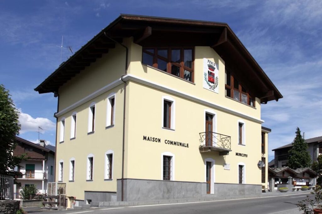 Il municipio di Fénis