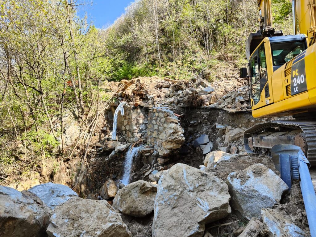 Frana a Farettaz sopra Fontainemore