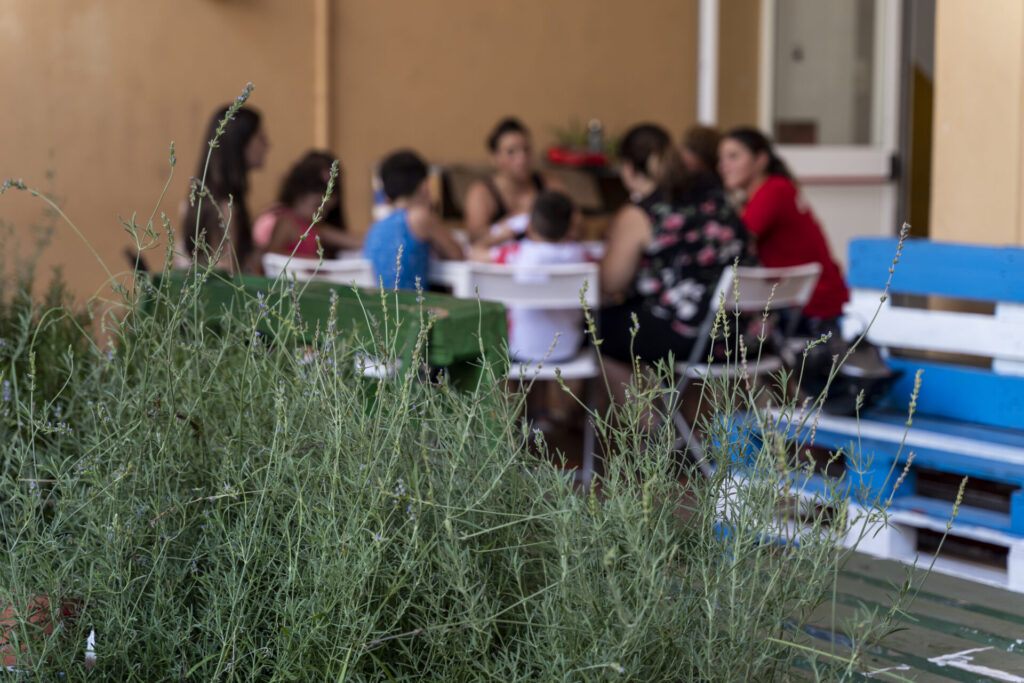 Francesco Alesi per Save the Children CH Foto Spazio Mamme Palermo
