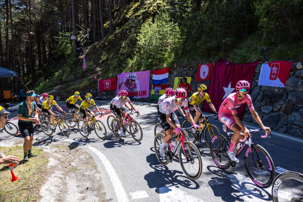 Giro d'Italia Biella Champoluc Col Tzecore