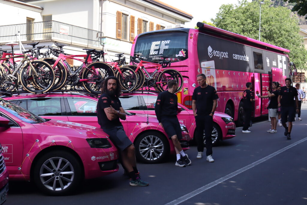 Partenza a Verrès del Giro d