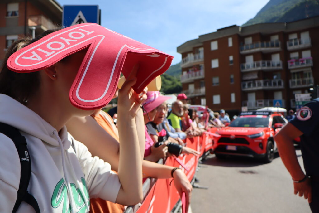 Partenza a Verrès del Giro d