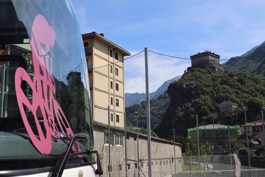 Partenza a Verrès del Giro d