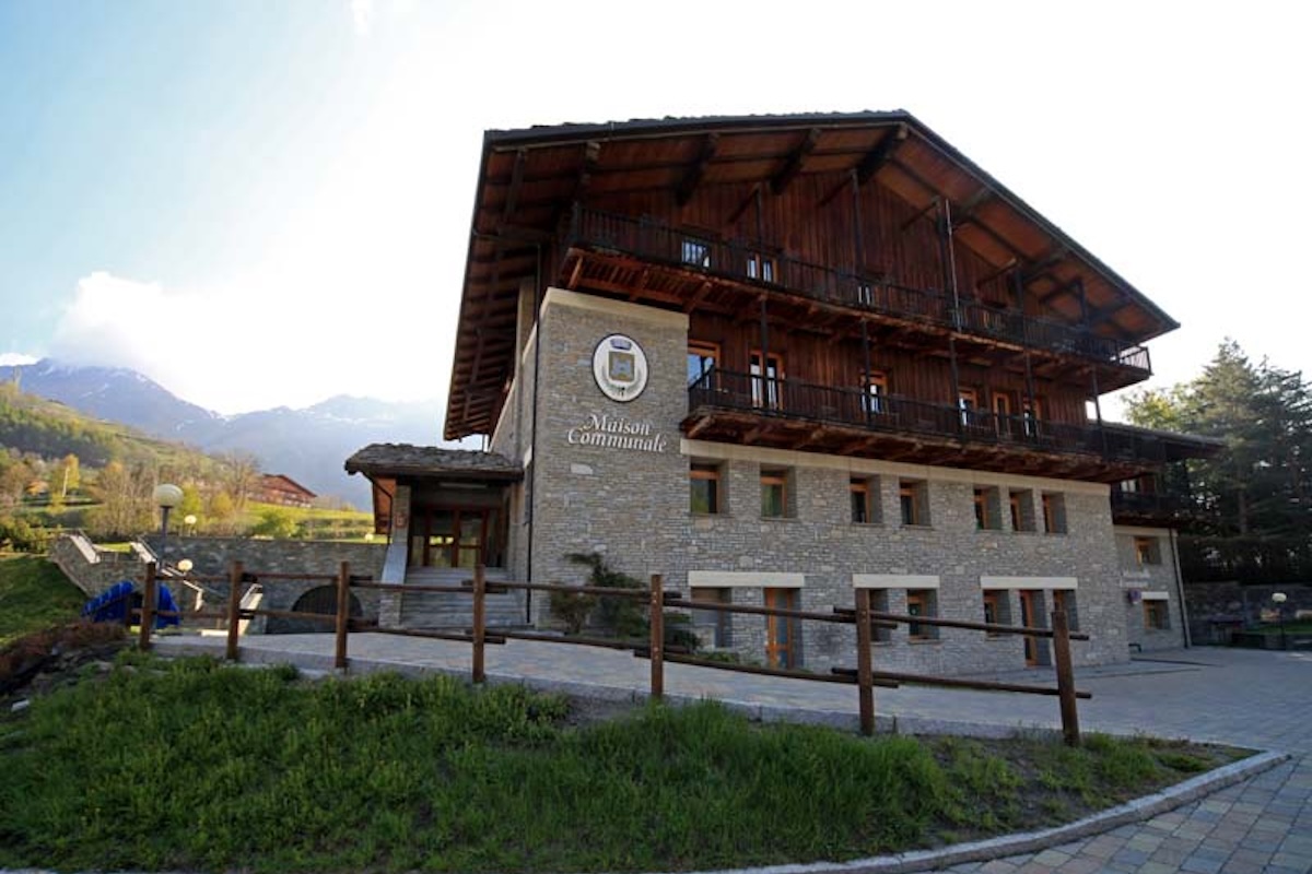 Il municipio di Étroubles - Foto Lovevda