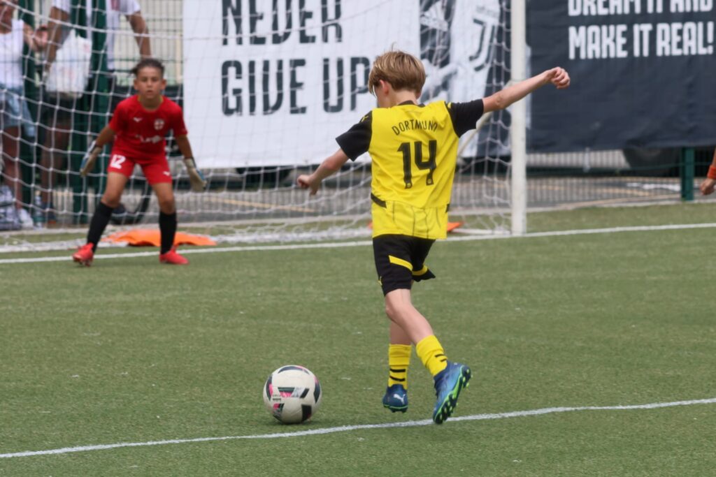 Borussia vincitrice categoria - foto Di Maio Sport