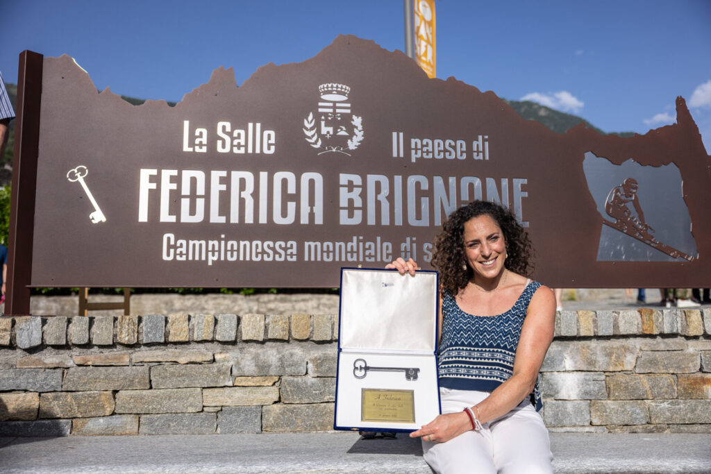 Consegna chiave La Salle Federica Brignone