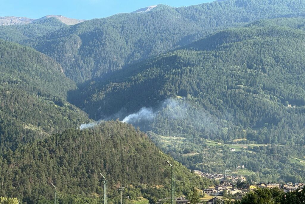 Incendio alla morena di Gressan