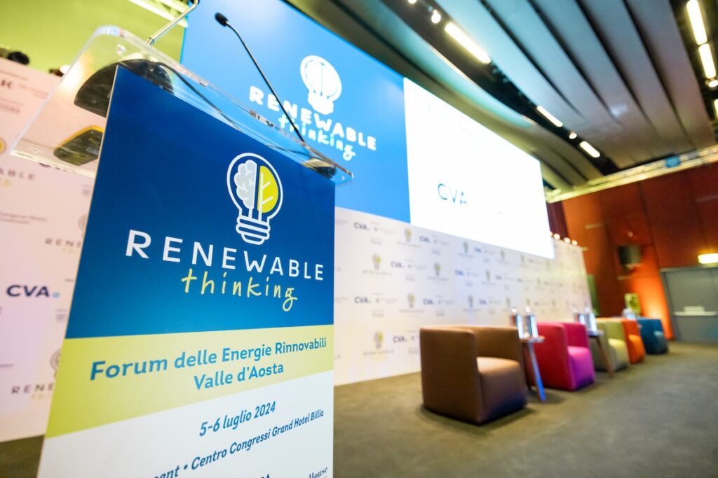 Renewable Thinking copia