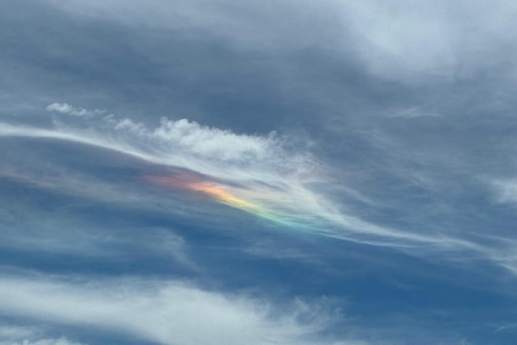La nube iridescente a Fontainemore