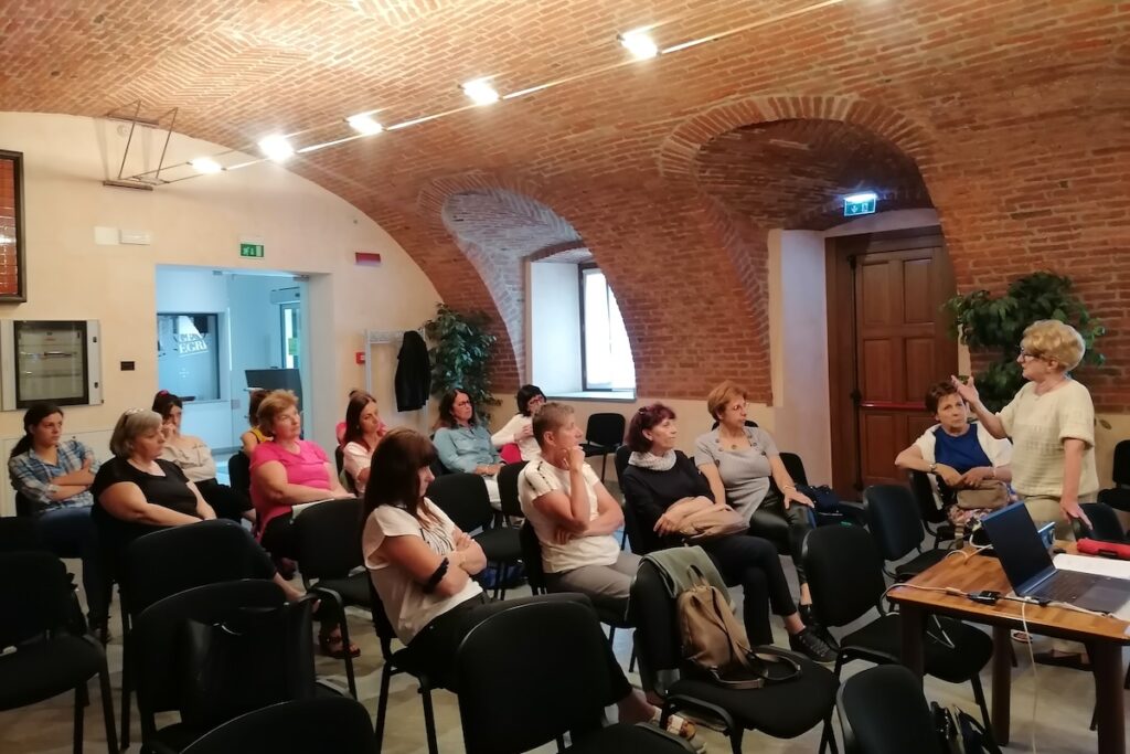 Un gruppo di operatori della Mont-Émilius - Associazione Alzheimer Valle d’Aosta