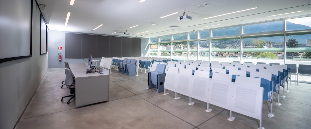 Aula polo universitario Ph Romuald Desandré ()