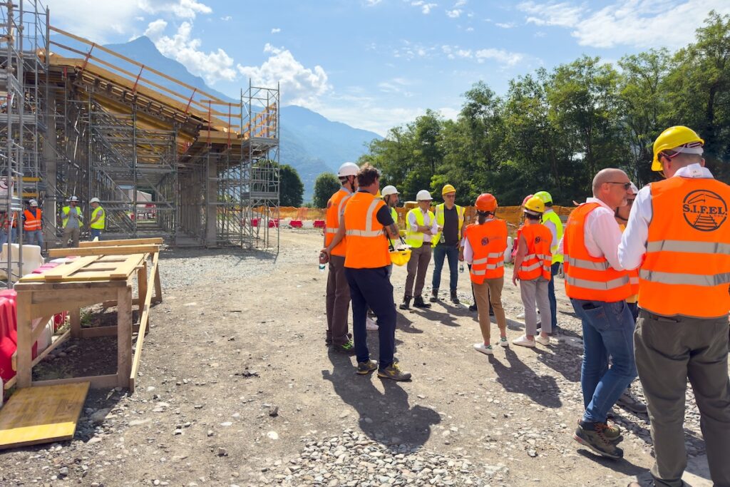I lavori di elettrificazione della linea ferroviaria Aosta-Ivrea - Foto Ufficio Stampa Regione Autonoma Valle d