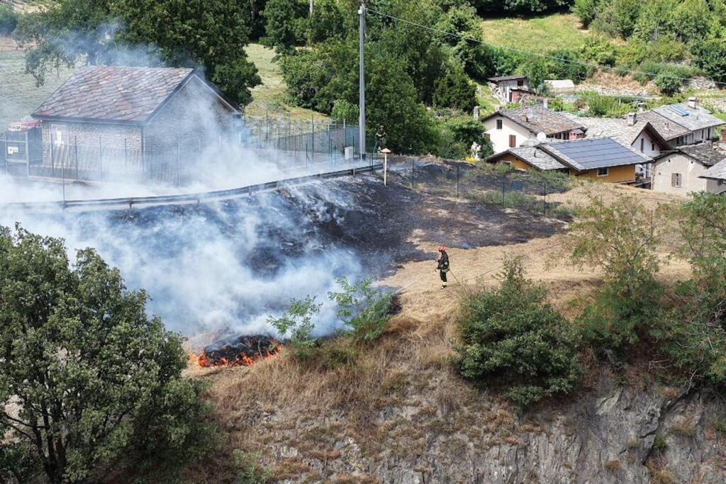 Incendio Regione Borgnalle Aosta