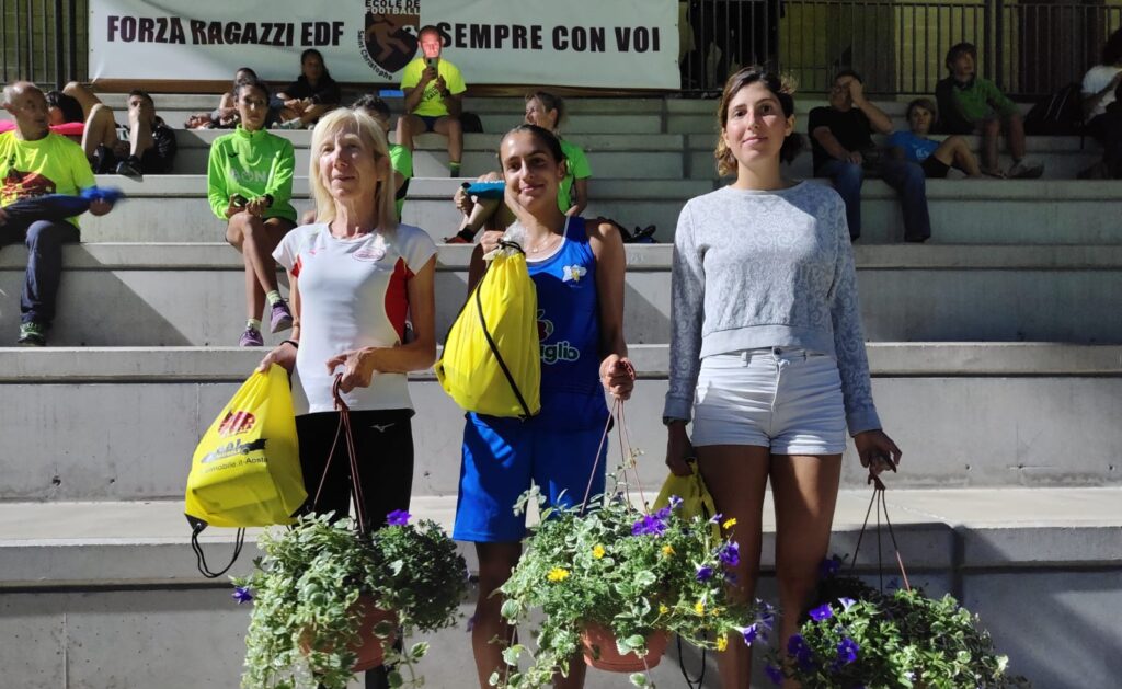 Meeting di mezzofondo Saint Christophe podio femminile
