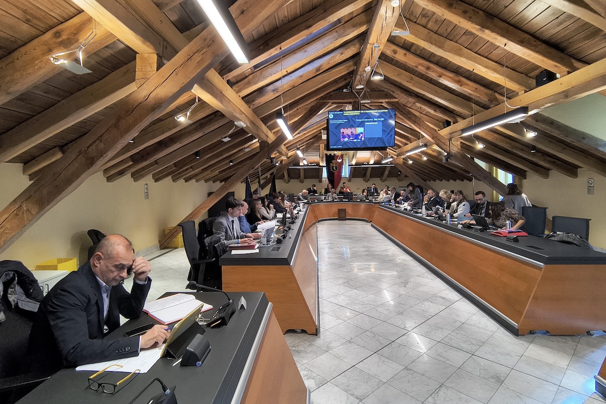 Il Consiglio comunale di Aosta - Foto Facebook Comune di Aosta